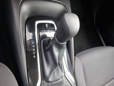 Used 2025 Toyota Corolla LE image 22