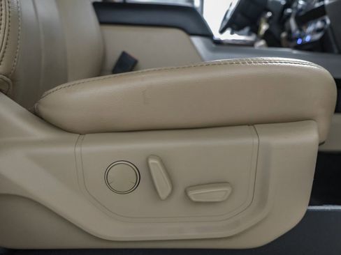 Used 2020 Ford F350 Lariat w/ Lariat Value Package image 33