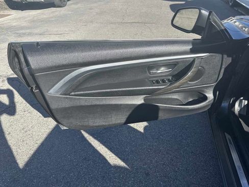 Used 2017 BMW 430i Convertible image 11