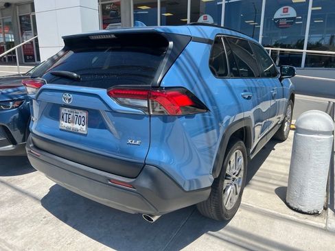 Used 2024 Toyota RAV4 XLE Premium FWD image 3