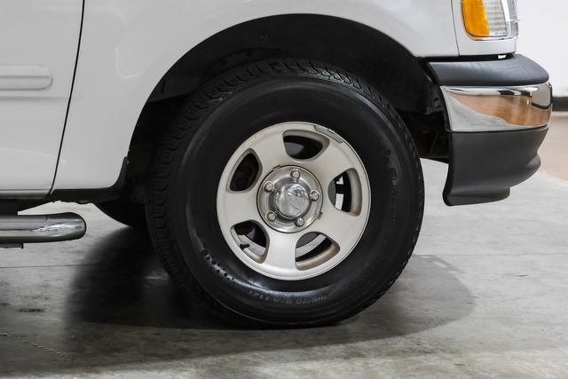 Used 2002 Ford F150 XLT RWD image 39