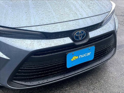 Used 2023 Toyota Corolla LE image 30
