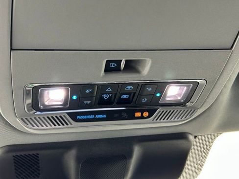 Used 2025 Ford F350 Lariat w/ Black Appearance Package AWD/4WD image 35