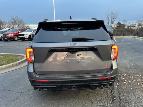 Used 2021 Ford Explorer ST w/ Equipment Group 401A image 4