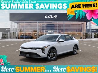 New 2026 Kia K4 FWD video 1