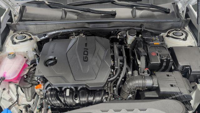 Certified 2025 Hyundai Sonata SEL FWD image 28
