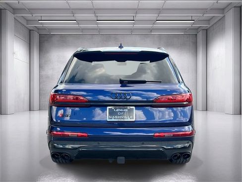 Used 2023 Audi SQ7 Prestige AWD/4WD image 4