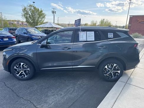 Certified 2023 Kia Sportage EX AWD/4WD image 6