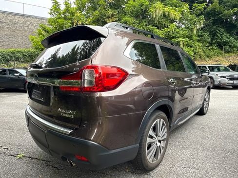 Used 2021 Subaru Ascent Touring AWD/4WD image 2