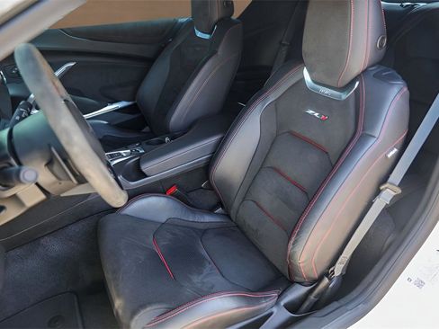 Used 2021 Chevrolet Camaro ZL1 image 7
