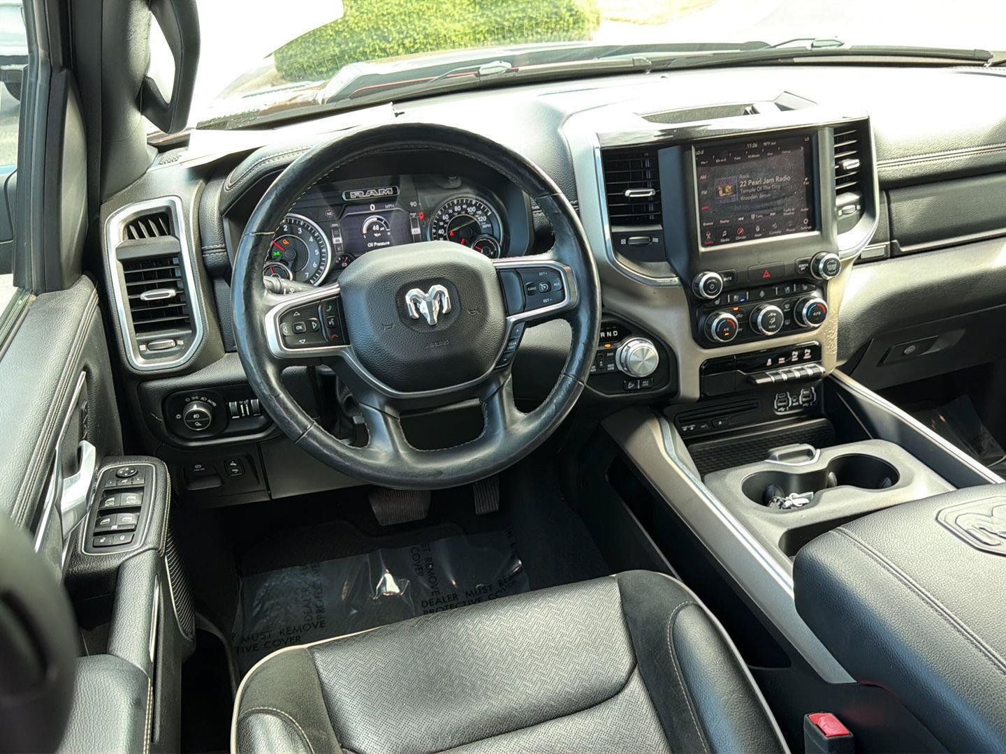 Used 2019 RAM 1500 Laramie w/ Sport Appearance Package AWD/4WD image 18