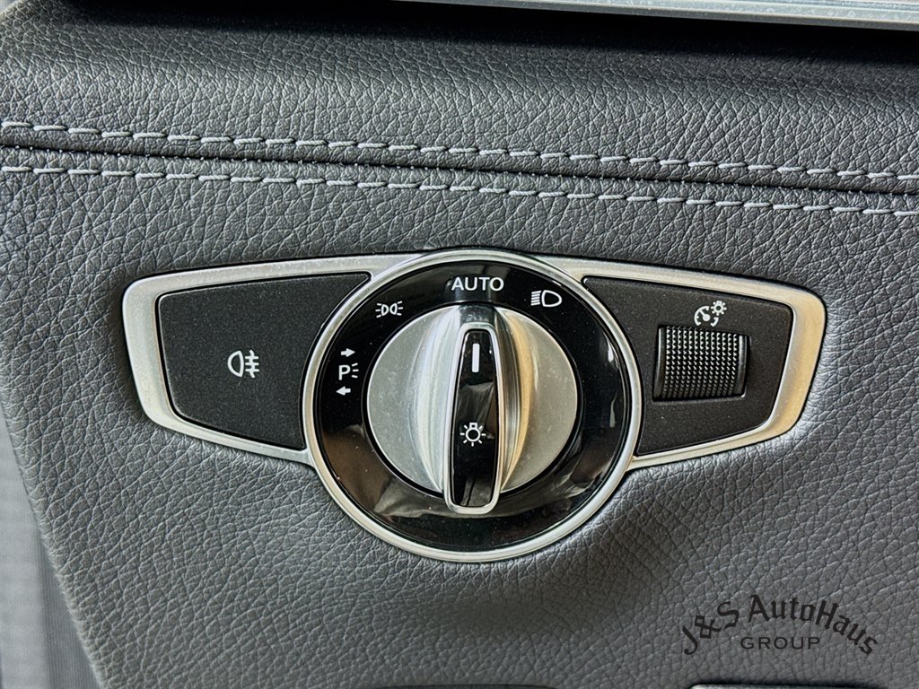 Used 2019 Mercedes-Benz AMG GT 63 w/ AMG Dynamic Plus Package image 10