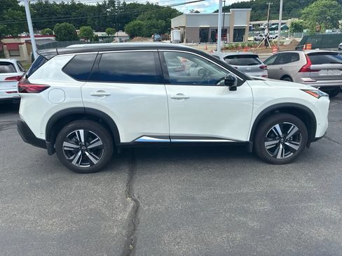 Certified 2023 Nissan Rogue SL w/ SL Premium Package AWD/4WD image 8
