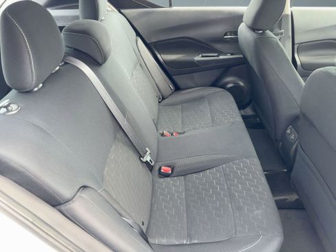 Used 2024 Nissan Kicks SV image 25