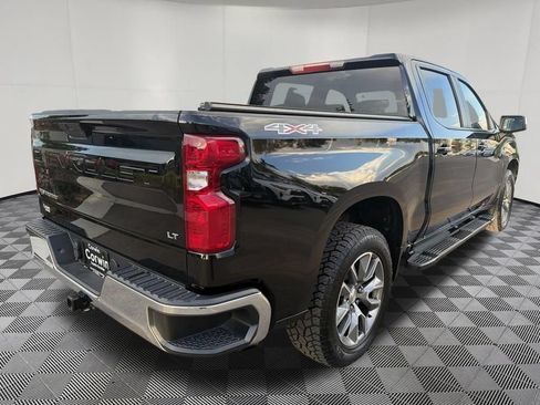 Used 2022 Chevrolet Silverado 1500 LT AWD/4WD image 8