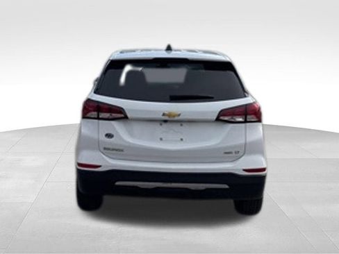 Used 2023 Chevrolet Equinox LT image 4