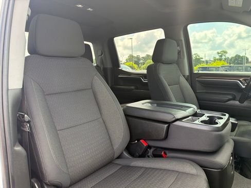 Used 2022 Chevrolet Silverado 1500 LT AWD/4WD image 22