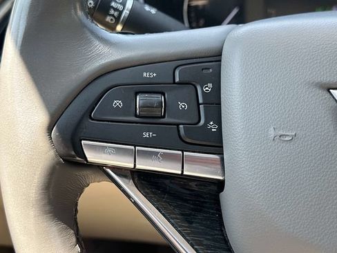 Used 2020 Cadillac XT6 Premium Luxury AWD/4WD image 24
