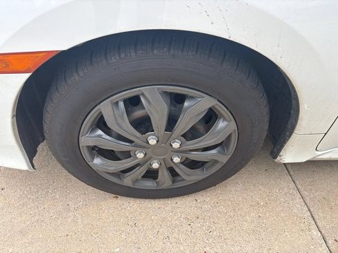 Used 2016 Honda Civic LX image 10