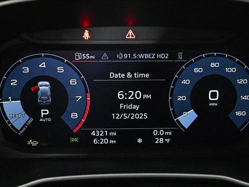 Certified 2025 Audi Q3 2.0T Premium w/ Convenience Package image 11