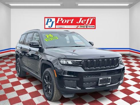 Certified 2025 Jeep Grand Cherokee L Altitude image 2