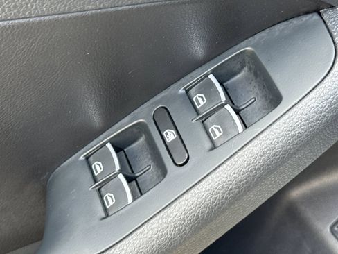 Used 2013 Volkswagen Jetta SE image 13