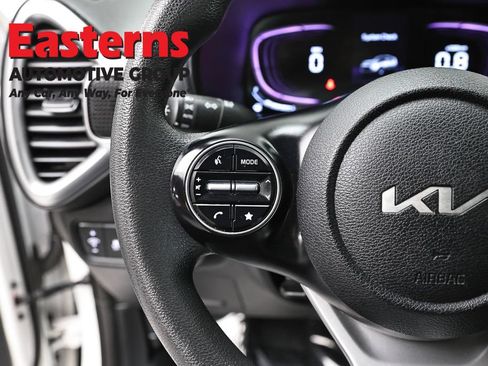 Used 2024 Kia Soul LX w/ Option Group 015 FWD image 15