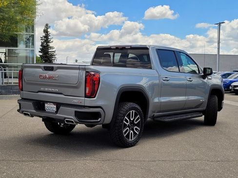 Used 2024 GMC Sierra 1500 AT4 w/ Technology Package AWD/4WD image 6
