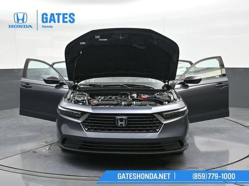 Certified 2025 Honda Accord SE image 50