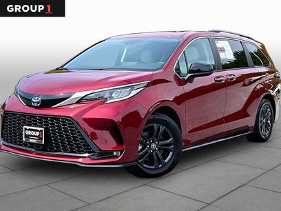 Used 2024 Toyota Sienna XSE w/ XSE Plus Package