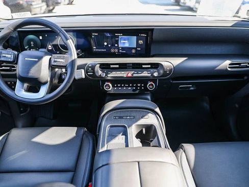 Used 2026 Hyundai Palisade Calligraphy FWD image 12