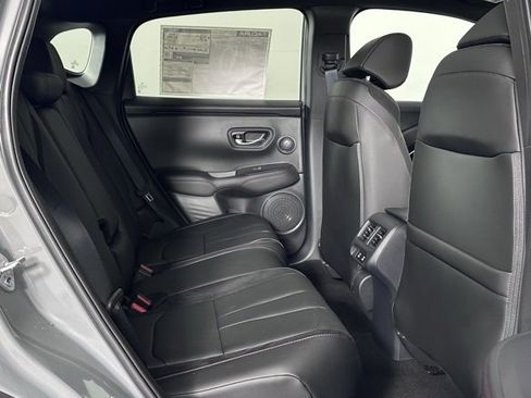 Used 2025 Acura ADX A-Spec image 26