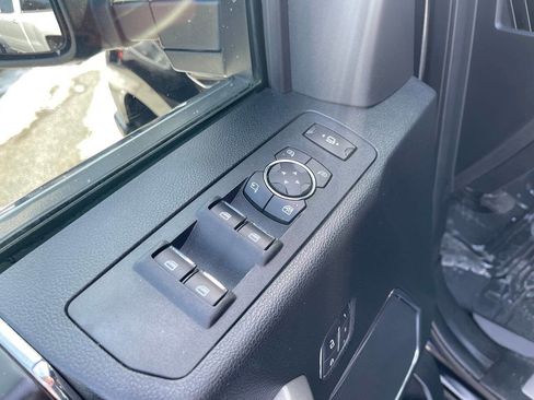 Used 2018 Ford F350 Platinum image 27