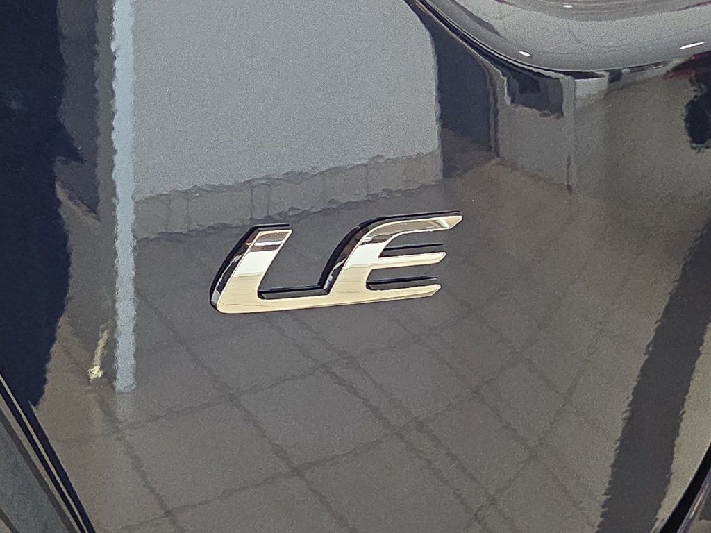 New 2027 Toyota Corolla LE FWD image 12
