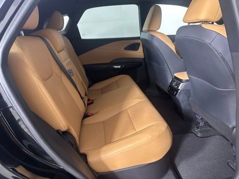 Used 2024 Lexus RX 350 Premium w/ Accessory Package (Z1) AWD/4WD image 21