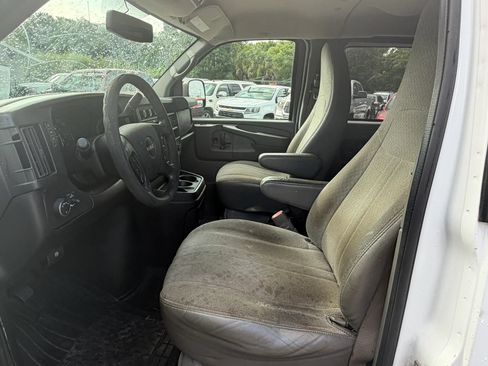 Used 2014 GMC Savana 3500 LT w/ LT Preferred Equipment Group RWD image 13