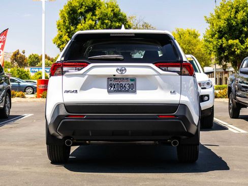 Used 2025 Toyota RAV4 LE FWD image 8