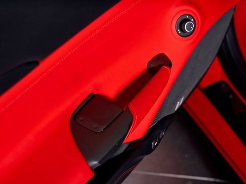 Used 2019 Ferrari 488 Spider image 57