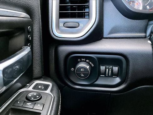 Used 2021 RAM 2500 Laramie image 35