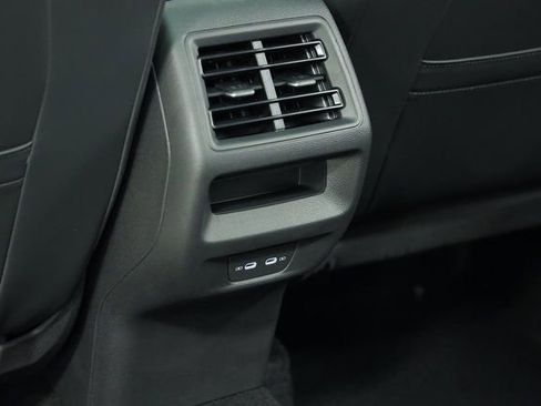 New 2026 Volkswagen Tiguan SE R-Line AWD/4WD image 34
