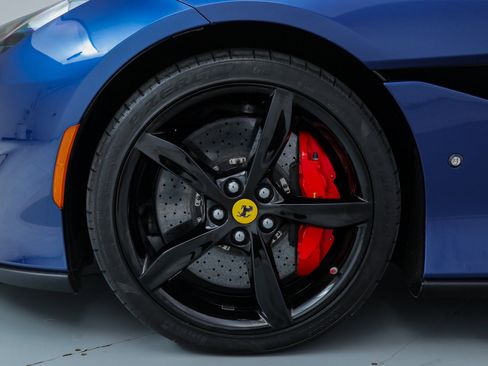Certified 2019 Ferrari Portofino image 48