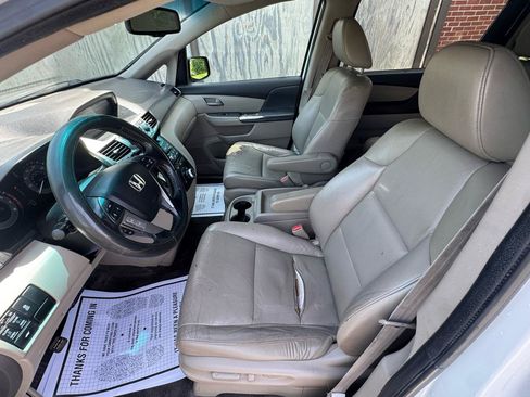 Used 2011 Honda Odyssey EX-L image 11