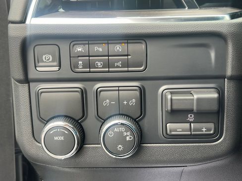 New 2025 Chevrolet Tahoe LS image 8