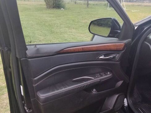 Used 2012 Cadillac SRX Luxury image 9