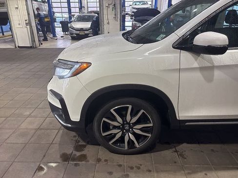 Used 2021 Honda Pilot Touring image 2