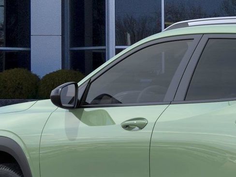 New 2026 Chevrolet Trax ACTIV w/ Sunroof Package FWD image 13