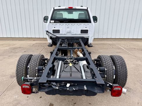 New 2024 Ford F550 4x4 Regular Cab Super Duty image 15