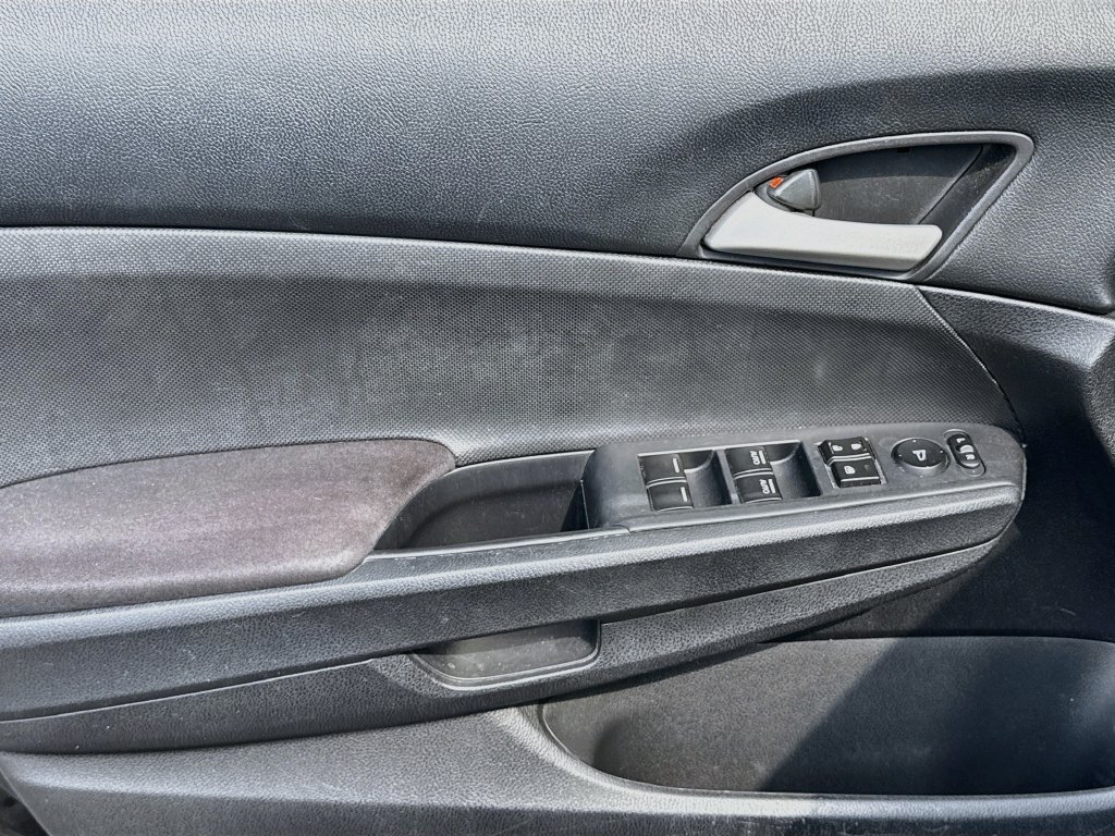 Used 2011 Honda Accord SE image 40
