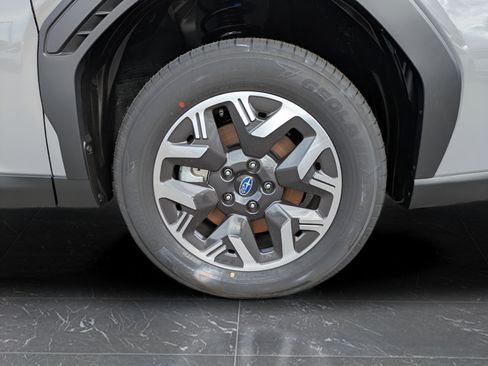 Used 2026 Subaru Forester Premium AWD/4WD image 11