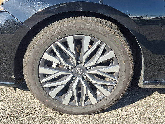 Used 2025 Nissan Altima 2.5 SV FWD image 8